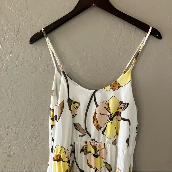 a new day White and Yellow Floral Midi Dress - Picture 7 of 13